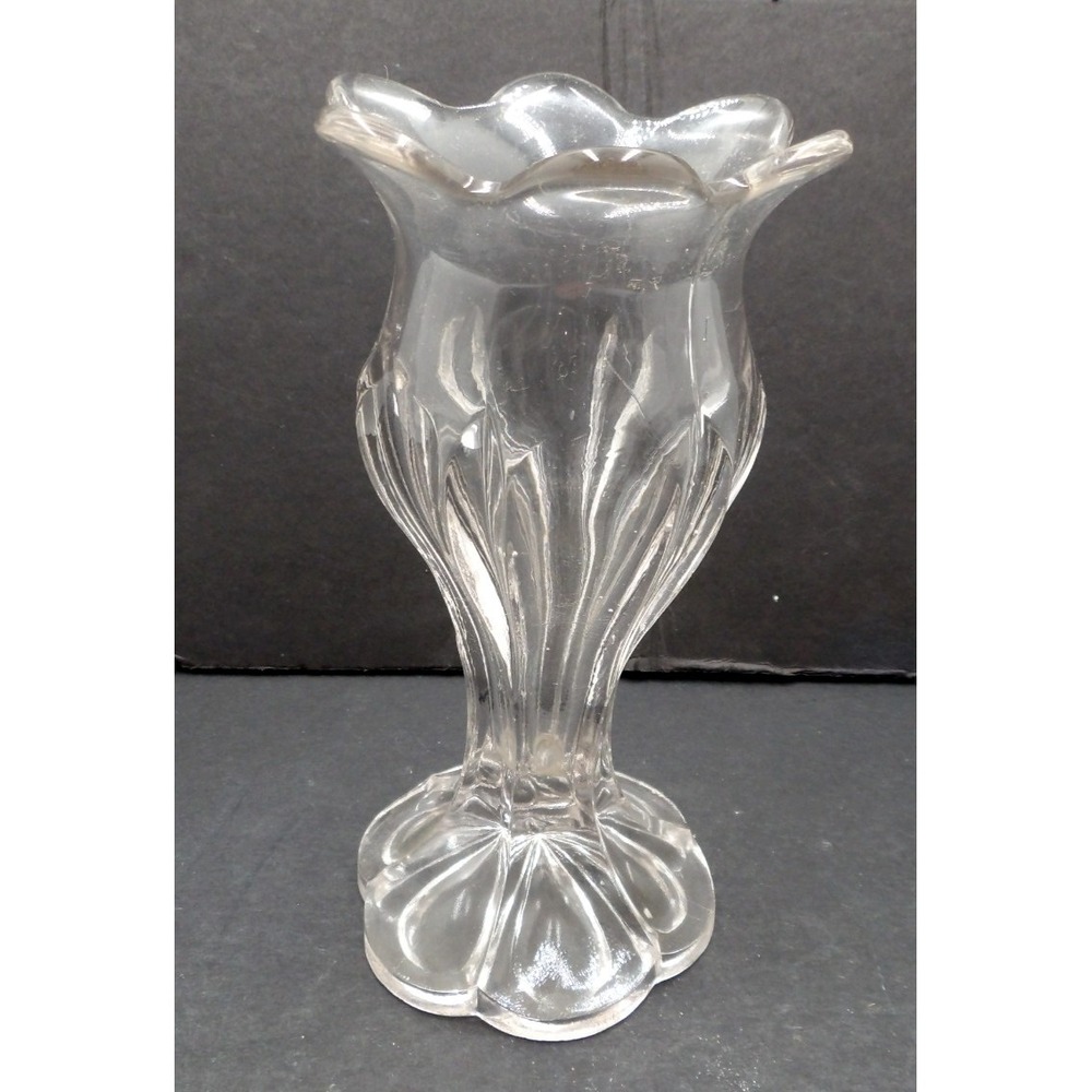 EAPG VINTAGE HEAVY FLINT GLASS 6" RIBBED VICTORIAN FLOWER VASE